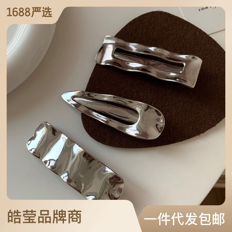 Silver metal wavy hair clips, niche design, bangs clips, high-end, irregular hair clips, ins side clips, hair accessories Specification drawing