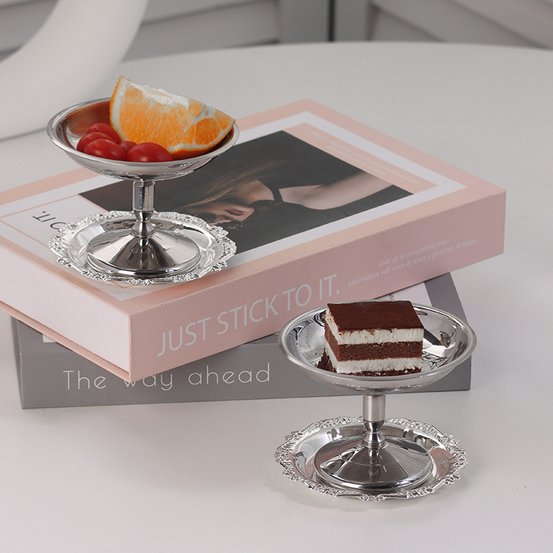 Wholesale of light luxury household cake, tea, snack and ice cream cups, stainless steel pudding cups and living room dessert cups Application Scenario