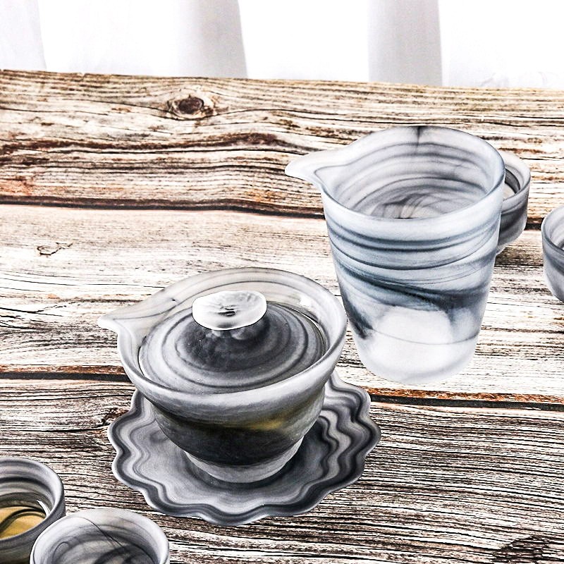 Japanese-style tea tasting cup, ink-wash glazed covered bowl, tea cup set, heat-resistant covered bowl, thickened glass Gongfu tea set Application Scenario