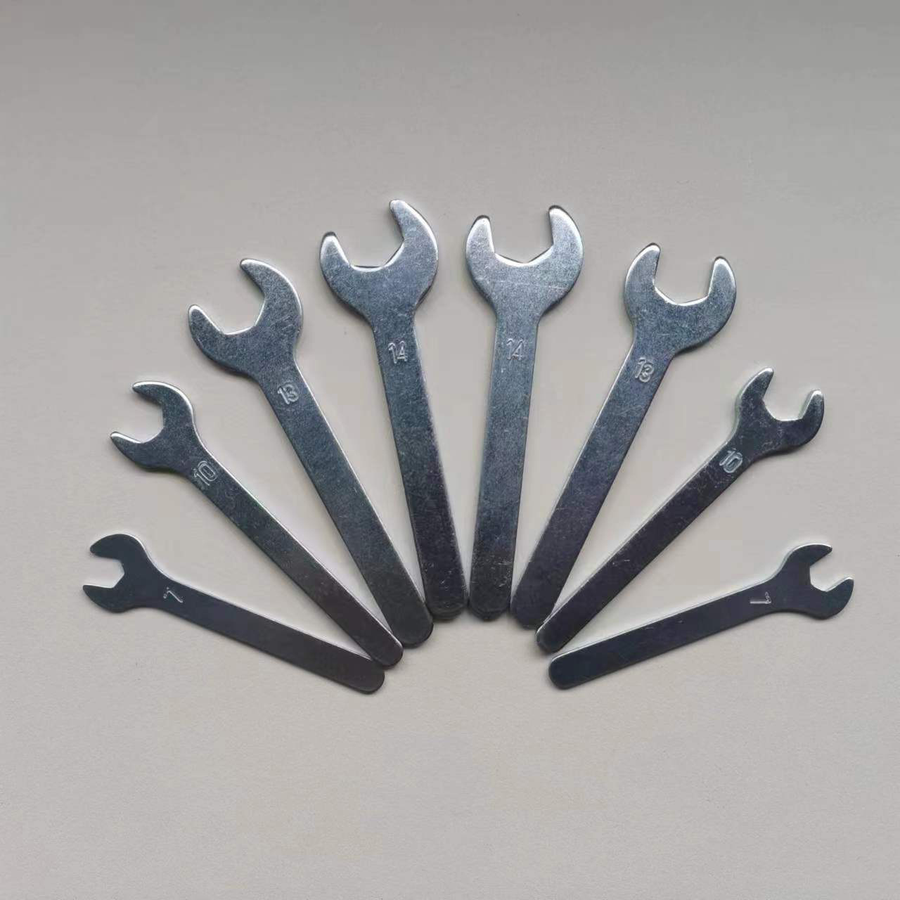Factory direct supply of single-head open-end wrench matching tools, disposable thin small wrenches, simple single-head wrenches for stamping full figure