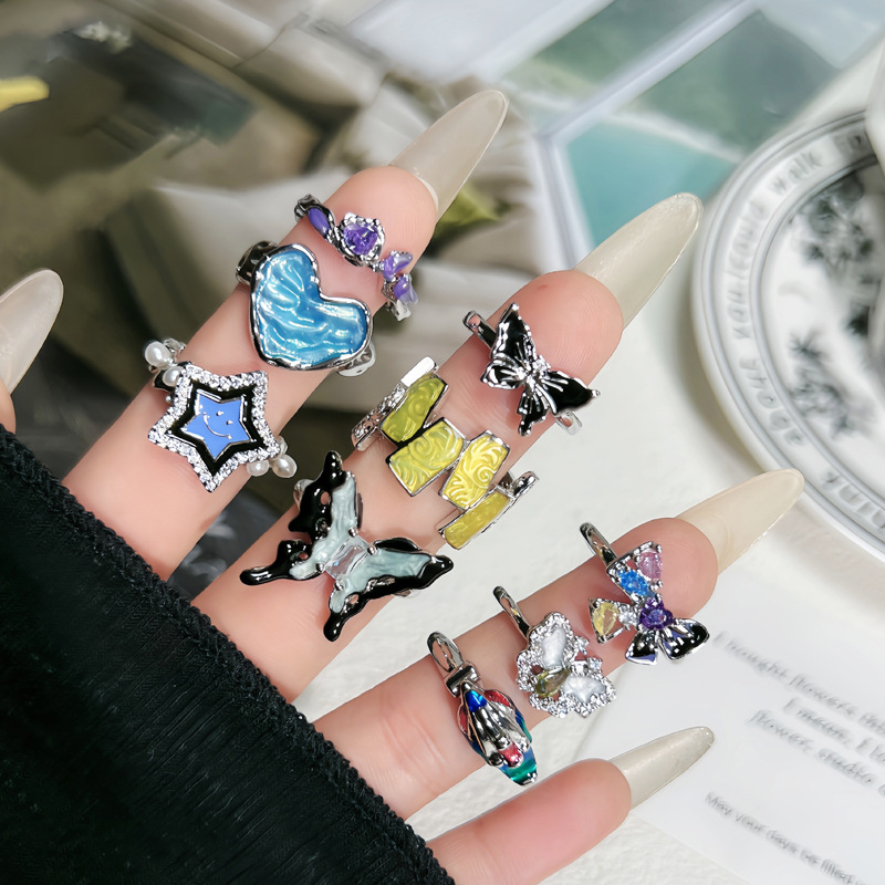 Sweet and cool Korean-style butterfly drip glaze high-end open ring, a unique and niche design for women, a cold and elegant style ring details Picture