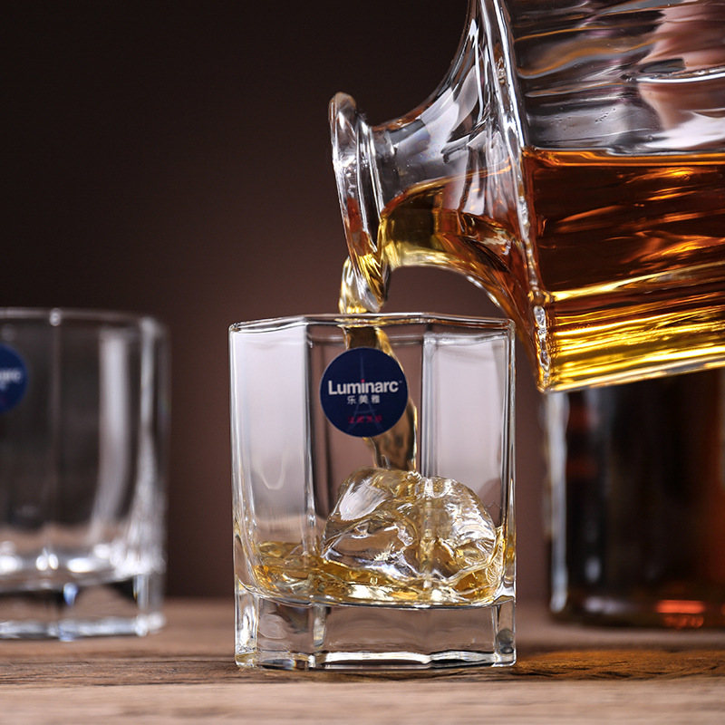 Le Meiya glass cups, octagonal cups, creative whisky glasses, European-style wine glasses, beer glasses, home bar wine sets details Picture
