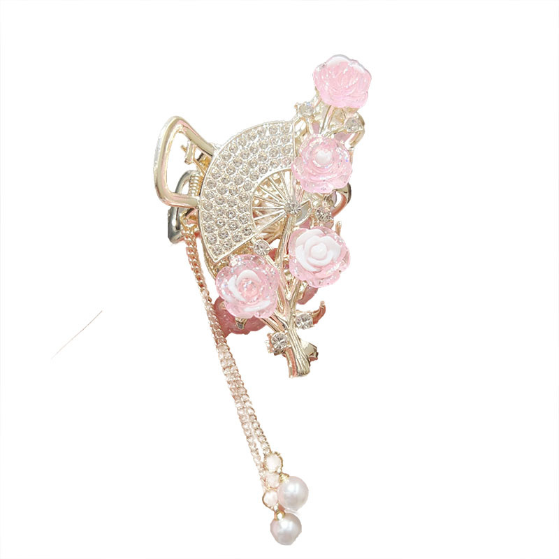 A new high-end fan-shaped rose tassel gripper and a sweet internet-famous half-tied updo shark clip at the back of the head Item Picture
