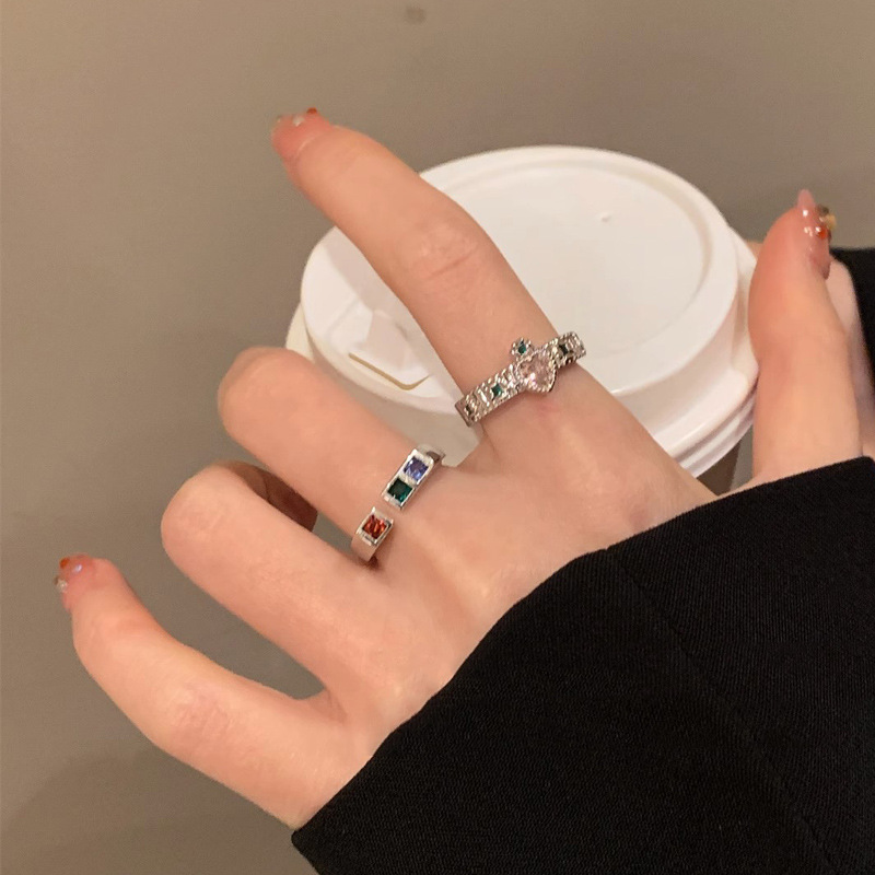 Colorful dopamine heart-shaped rainbow zircon ring for women's Instagram niche design, cold style, sweet and cool, hot girl personality, trendy Specification drawing