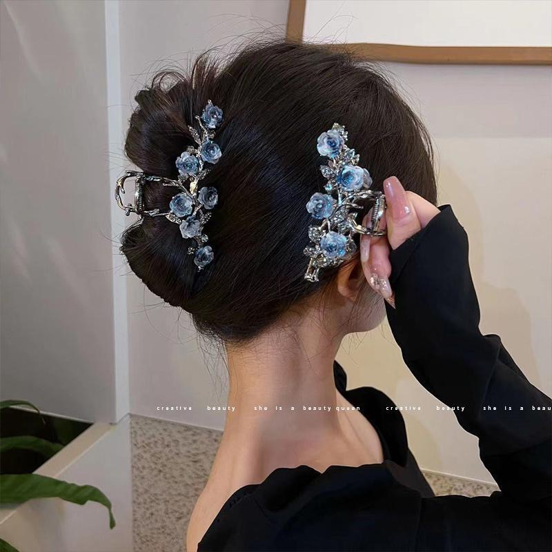 Retro camellia hair clips, elegant hairpin at the back of women's heads, updo hairpin, large shark hairpin accessory full figure