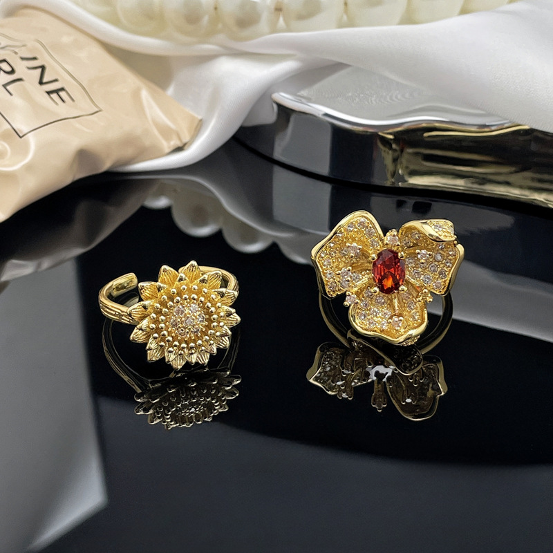 Retro new three-dimensional flower high-end open ring for women, Baroque fashion, individual, sweet and cool niche food ring Specification drawing