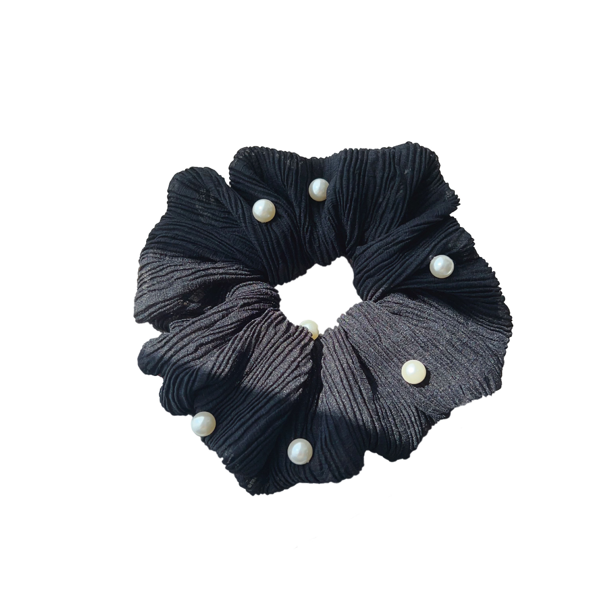 The new French retro pearl mesh pleated hair tie exudes a high-end, unique and simple style for women, featuring a large intestine hair band at the back of the head Item Picture