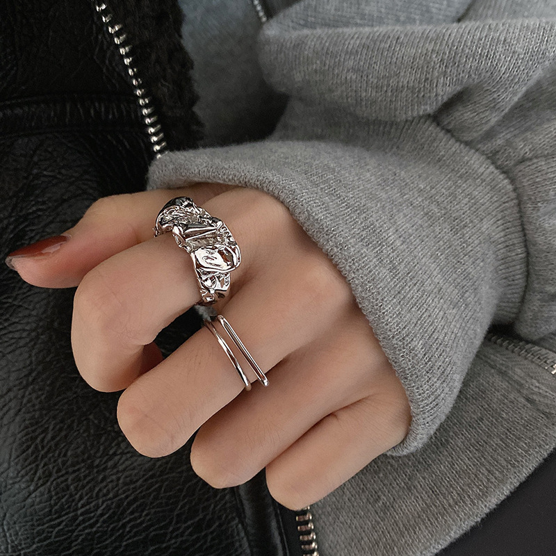 Korean silver pleated index finger opening ring, a niche design for women, with an Instagram cool and cool style, high-end fashion and individuality details Picture