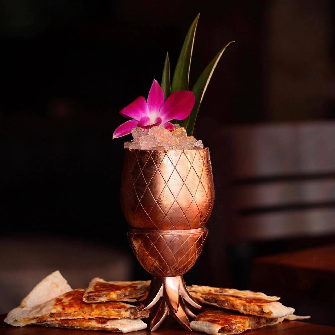 Pineapple cocktail cup, Moscow mule cup, stainless steel pineapple cup, metal beverage cup, creative cocktail cup Application Scenario