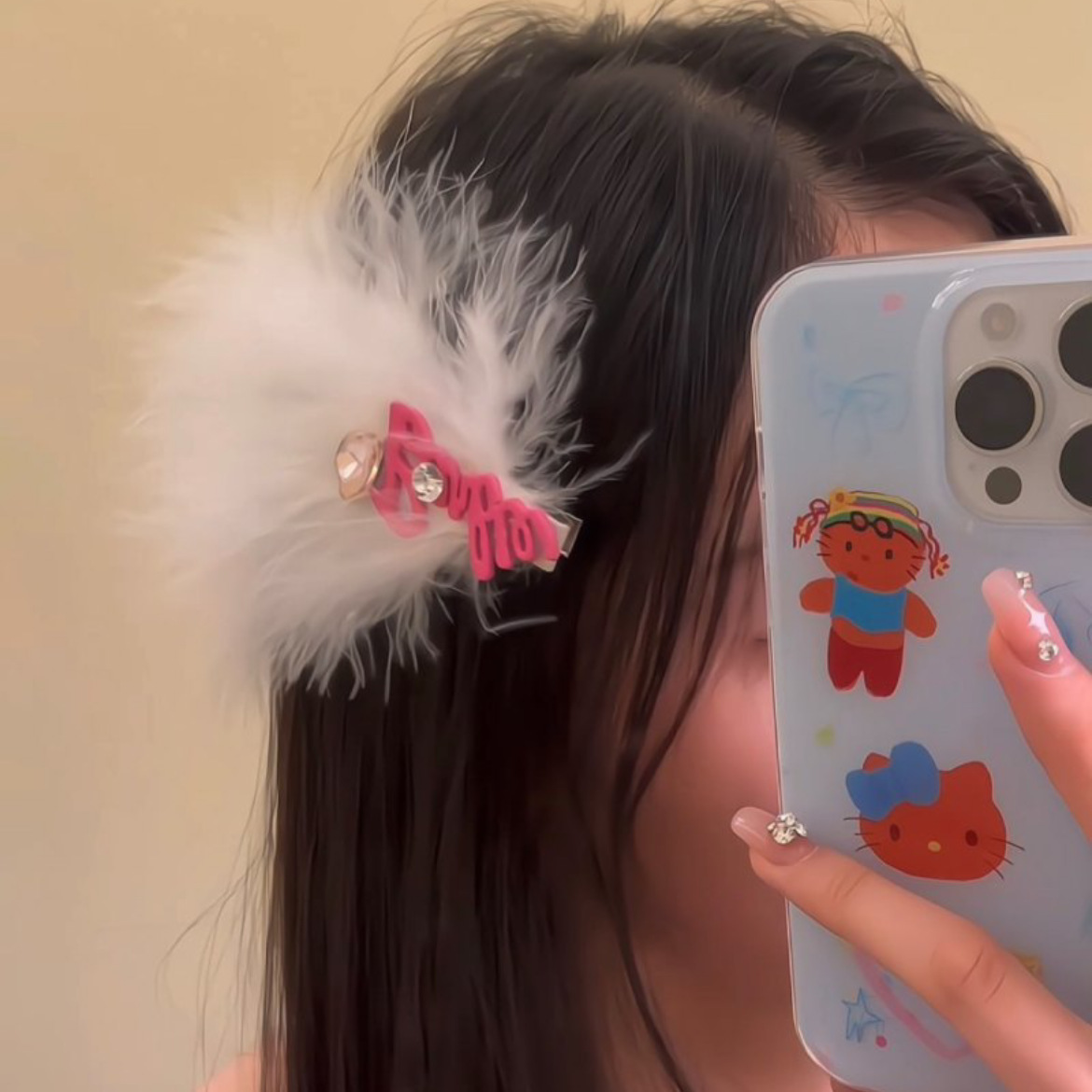 Barbie Princess Sweet and Cool style feather hair clip for women Spring and Summer new diamond-encrusted letter side hair clip with a high-end look Application Scenario