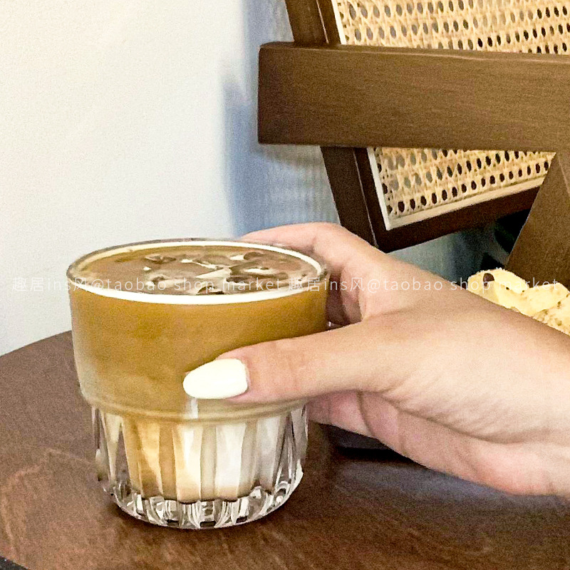 Ins-style creative stacked cups, glass cups, home living room, coffee shop, high appearance level, milkshake, latte, coffee cups Application Scenario