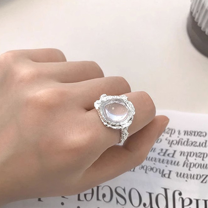 A light luxury, niche retro inlaid open ring for women with tin foil in ins, with a cold style, unique texture and fashionable temperament Application Scenario