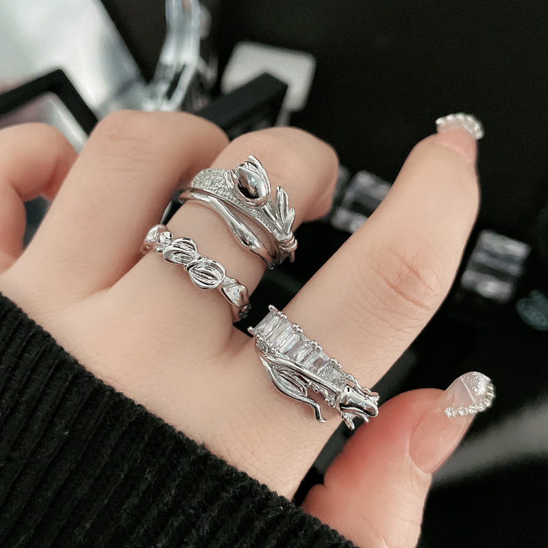 A high-end, light luxury, French-style rose flower micro-inlaid ring for women on Instagram, with a cold style and a niche adjustable ring details Picture