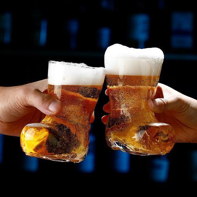 High borosilicate glass cups, boot cups, milk cups, coffee cups, high-temperature resistant boots, beer crystal shoes, cold drink cups Specification drawing