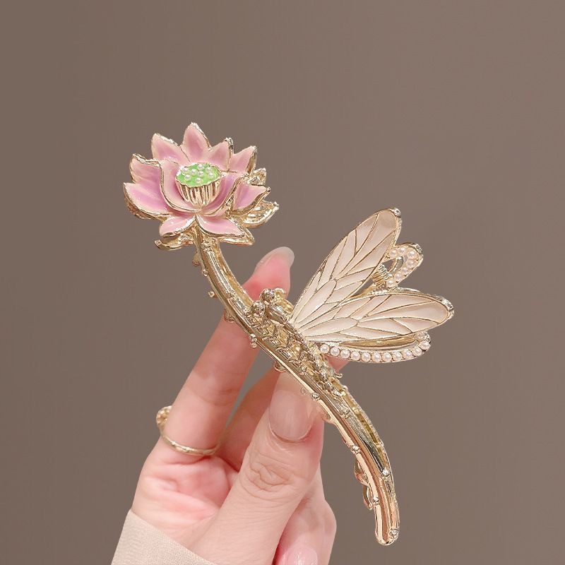 The traditional Chinese style hair clip with fresh lotus flowers, classical elegance and retro style, the children's back head updo shark clip, a high-end feel Specification drawing