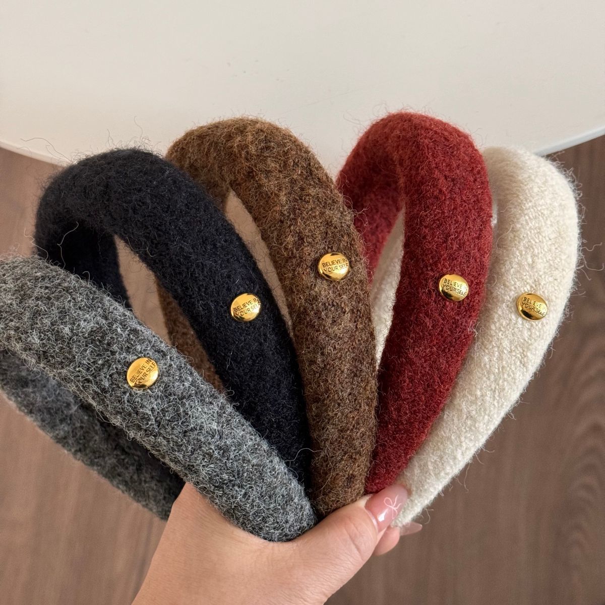 Woolen oval golden buckle high top hairband for women spring and Summer, versatile for going out, woolen headband hair accessory, daily hair clip details Picture