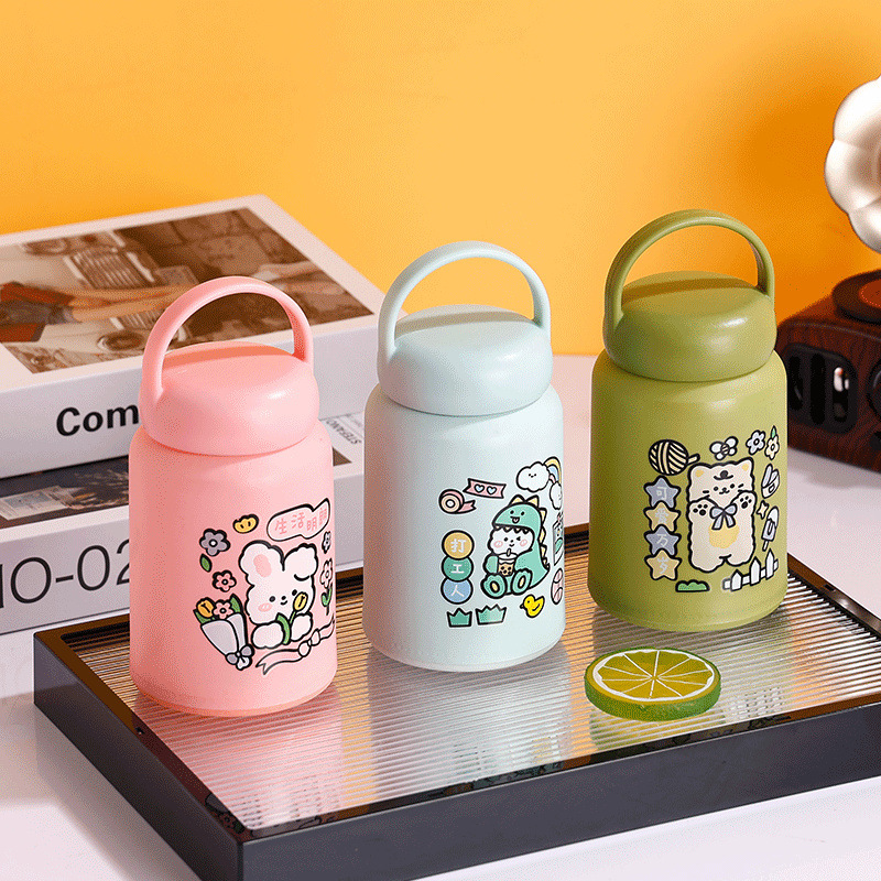 Cartoon glass water cup for girls, portable high appearance level glass cup, creative coffee milk water cup with hand-held glass cup details Picture