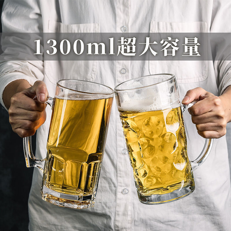 Wholesale of popular glass beer mugs, thickened glass for free drinking, octagonal hero cup, German-style large-capacity craft beer cup 1L Application Scenario
