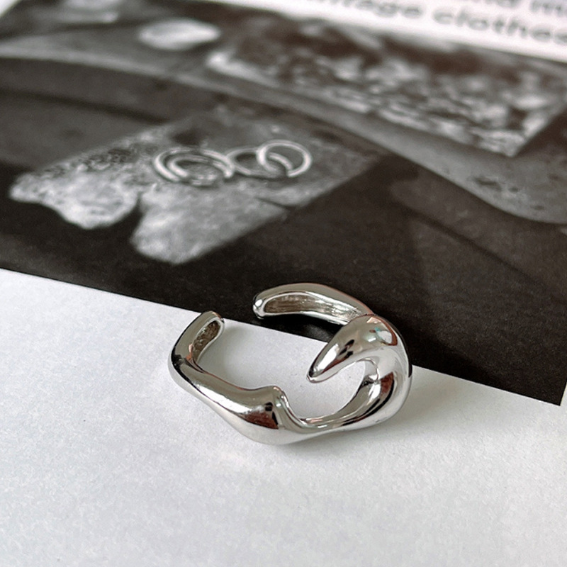 Ins-style, niche French, stylish, geometric and irregular-shaped fashion rings for women, a cold and elegant style with simple curves and an open ring trend Specification drawing