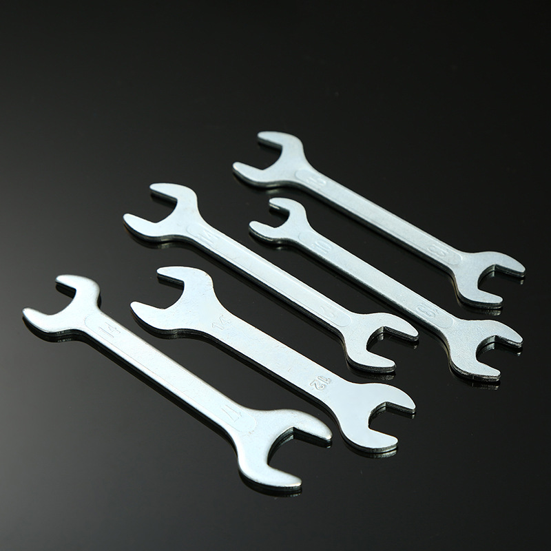 Simple open-end wrench 8-24 socket wrench, double-purpose open-end socket wrench, disposable punch wrench, simple fork wrench Specification drawing