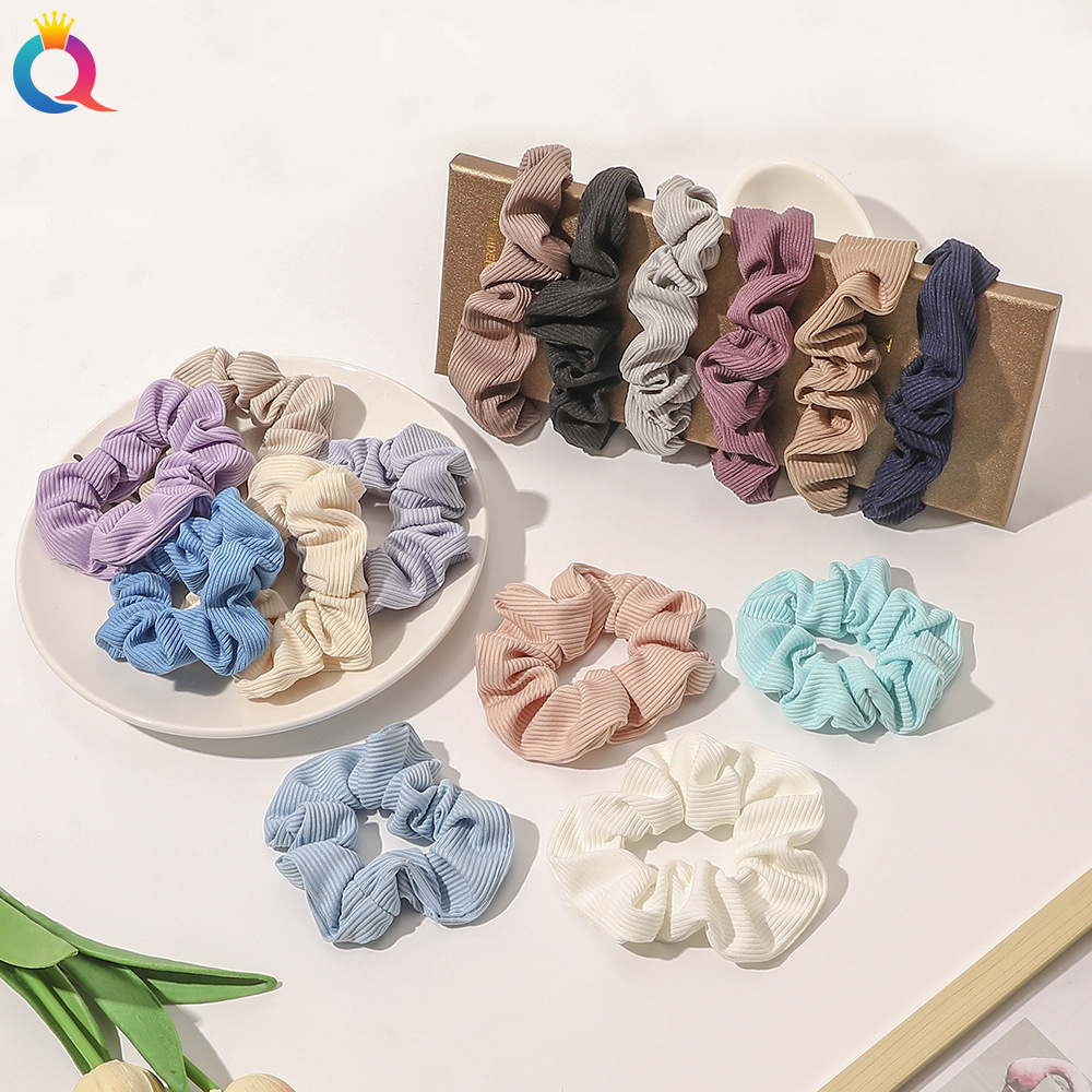 Qiyue Autumn and Winter quality striped velvet large intestine hair band, simple small pit ponytail tied large intestine hair band accessory details Picture