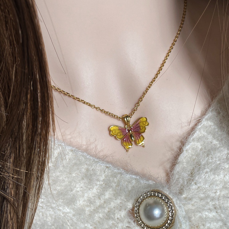 Cross-border dreamy Misty Rain Butterfly Dream gradient gold necklace for women, niche fashion, exquisite, sweet and cool, versatile collarbone chain Specification drawing