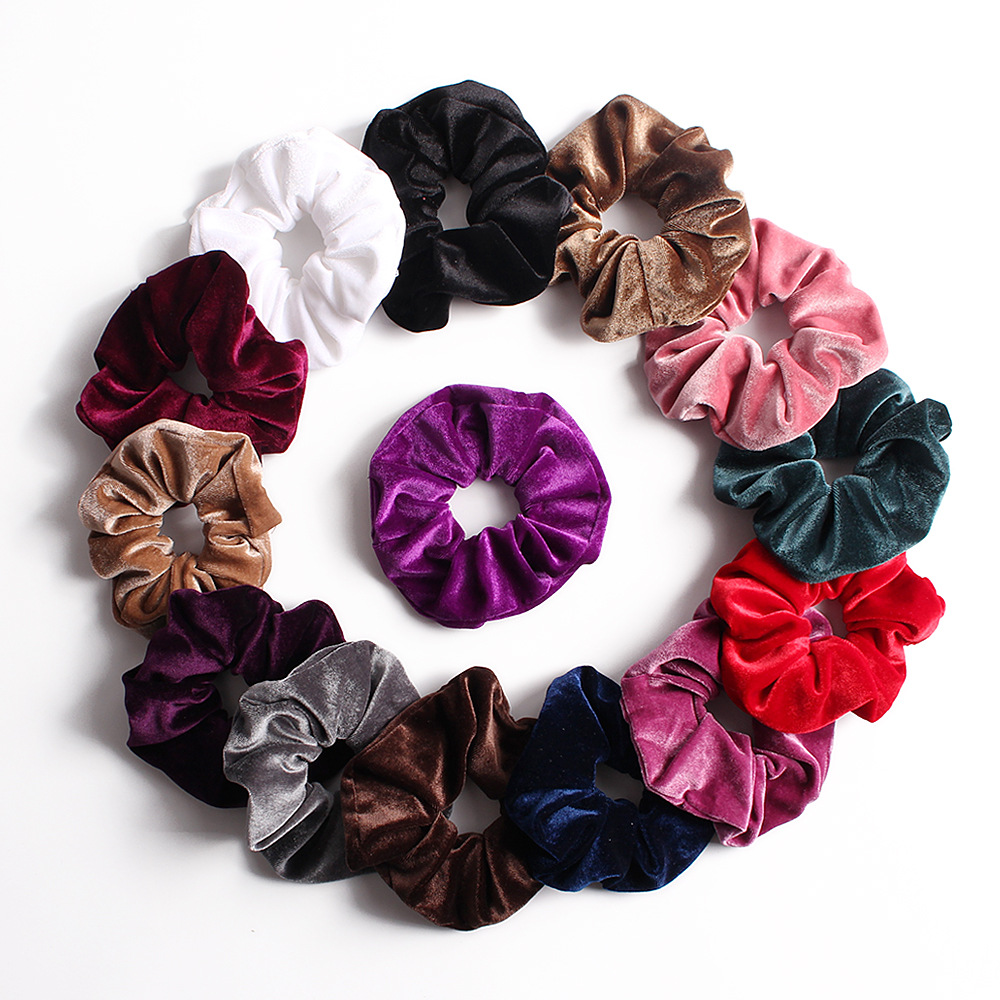 Qiyue manufacturer offers wholesale of European and American velvet hair ties, Amazon velvet fashionable ponytail curls and hair ties full figure
