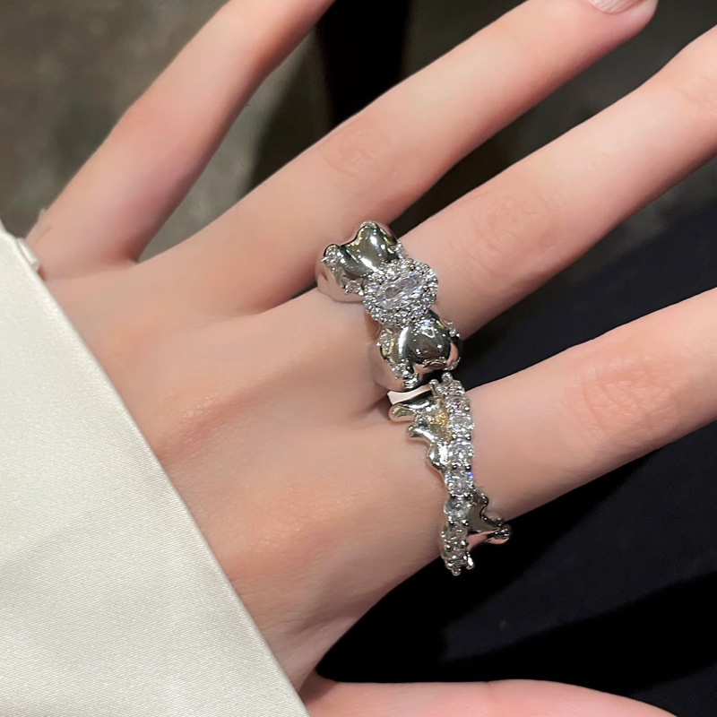 A light luxury bow zircon open ring for women with a crossover niche design, fashionable and individual index finger ring, exuding a sense of high-end elegance full figure