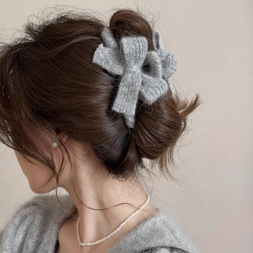 Han Yuan woolen knitted bow hair clips for spring and summer, shark clips for the back of the head, updo hair clips, high-end and elegant hair clips full figure