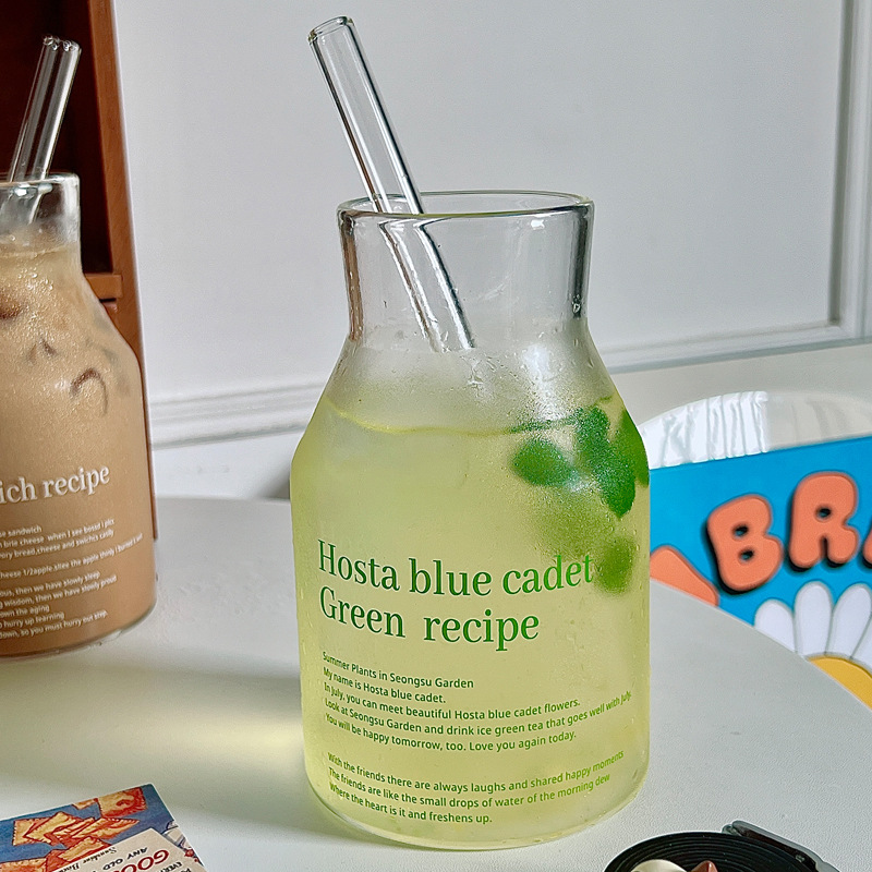 Instagram blogger's large-capacity high-temperature resistant glass cup, simple letter milk tea cup, milk cup, coffee cup, cold brew glass bottle Application Scenario