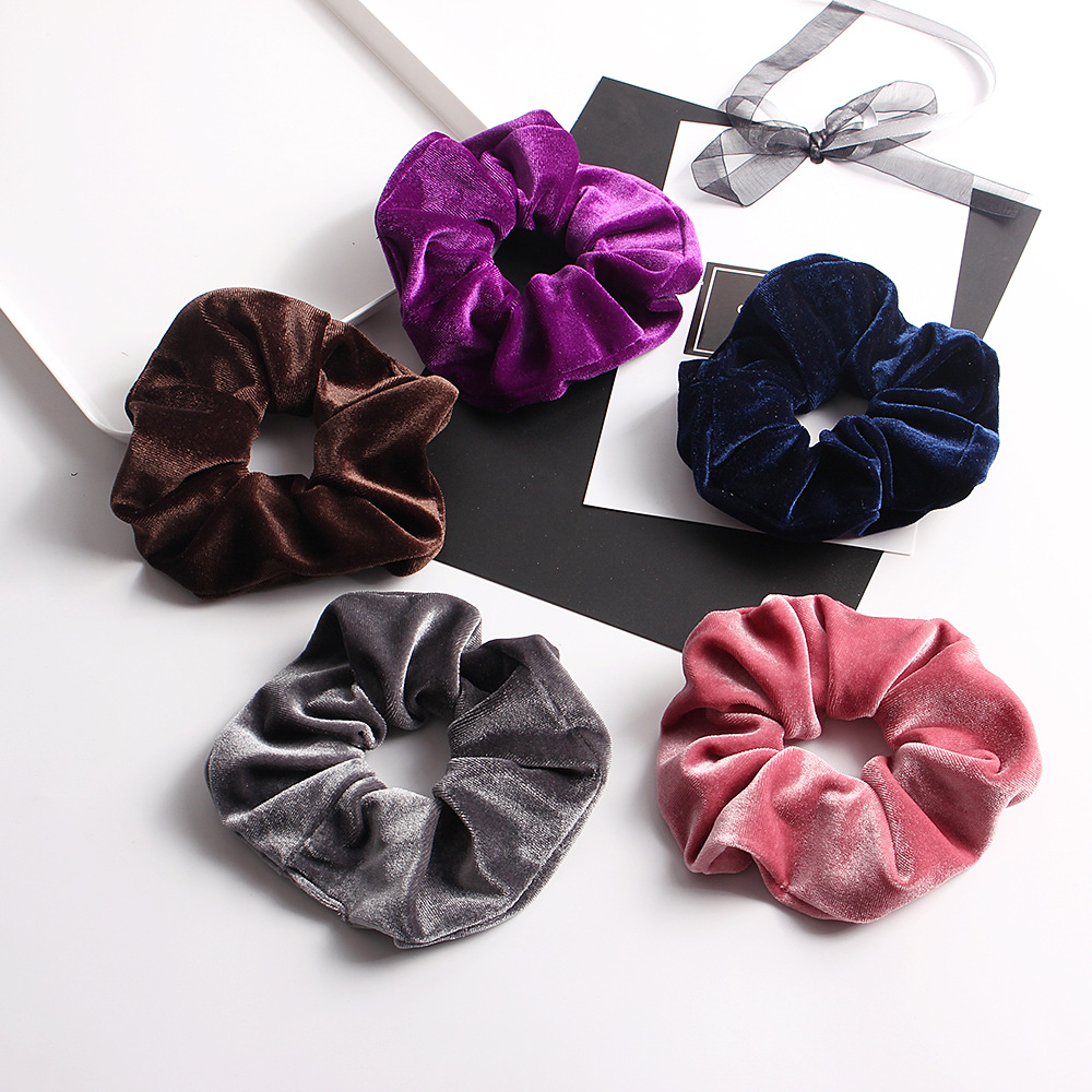 Qiyue manufacturer offers wholesale of European and American velvet hair ties, Amazon velvet fashionable ponytail curls and hair ties Specification drawing