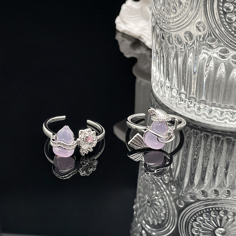 The new ice-transparent haze purple gourd open ring is feminine, lightweight, luxurious, sweet, cool and fashionable. It has a cold style and is trendy and niche details Picture
