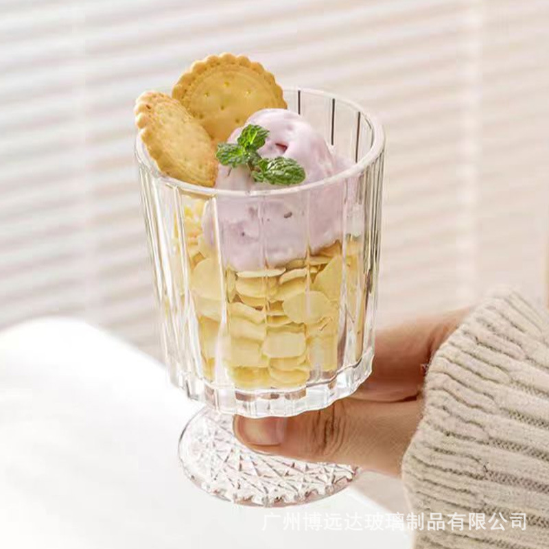 High-footed glass cups, high-appearance-level foreign wine glasses, wine and white spirit glasses, champagne glasses, cocktail glasses, juice and coffee glasses, batch full figure
