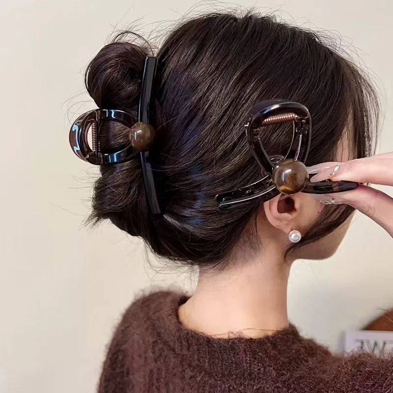 Coffee-colored pearl high-end hairpin for women, thick hair clip, back of the head updo, shark clip, elegant and stylish hair clip details Picture