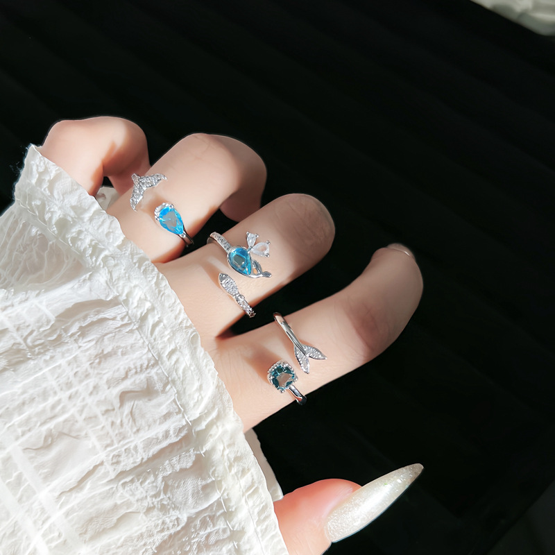Fashionable new dreamy blue little whale, elegant and unique open ring, sweet and cool fishtail, simple and exquisite index finger ring Specification drawing