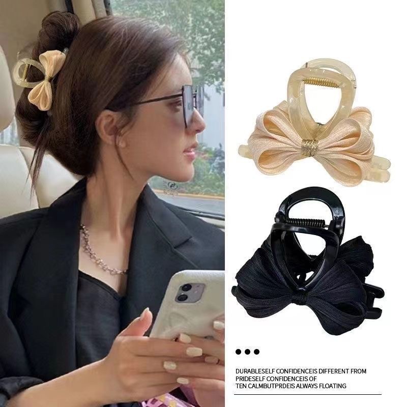 Elegant and refined bow clip, high-end shark clip, sweet and gentle, medium-sized hair clip on the back of the head details Picture