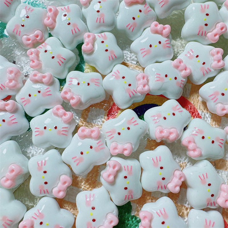 Cartoon cute cat resin accessories, diy phone cases, crocs, hairpins, cream glue resin small accessories Application Scenario