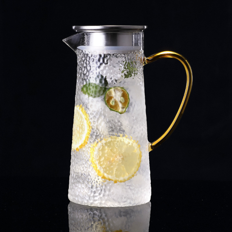 Japanese-style hammered high borosilicate glass teapot, heat-resistant brewing teapot, cold water teapot, large-capacity juice teapot, tie-in teapot, household use Application Scenario