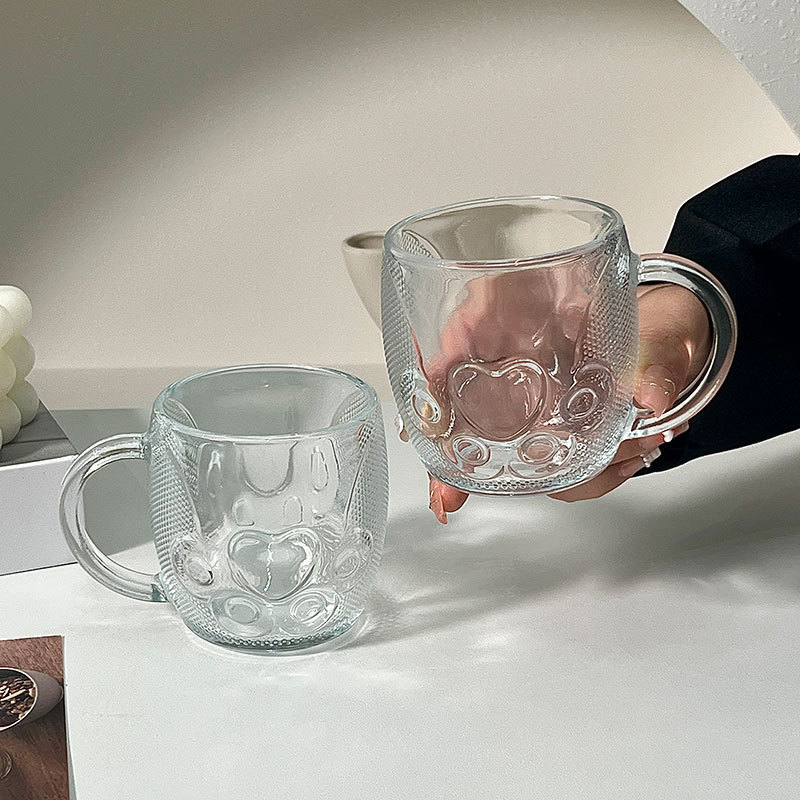 Creative cat paw glass cup, high appearance level drinking cup, light luxury high-end milk and juice cup, commercial coffee cup with handle full figure