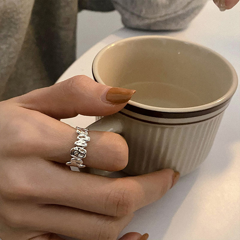 Korean-style niche design pleated ring, a simple and fashionable, individualistic and versatile open-mouth ring for women on Instagram details Picture