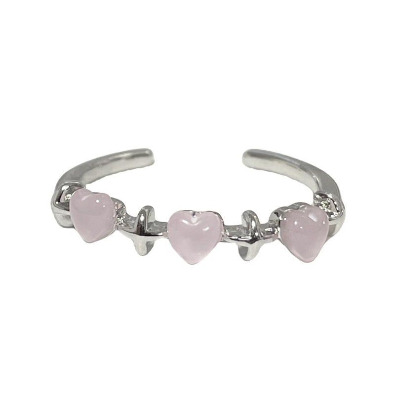 The new sweet and cool small pink stone heart-shaped geometric opening ring is a versatile, exquisite and niche design with a simple and elegant style Item Picture