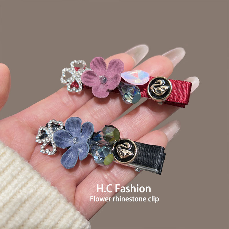 Korean high-end style flower duckbill clips, fashionable women's hair clips, top clips, cute side bangs, one-line clips, hair accessories and headwear details Picture