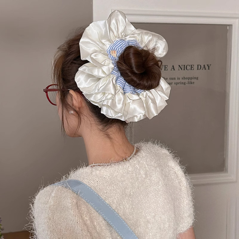 Ballet-style cream satin blue striped large intestine hair band, women's versatile hair tie, hair tie rubber band, super large headband full figure