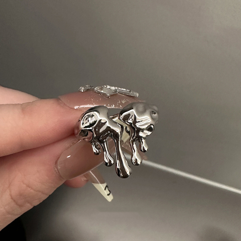 Irregular lava liquid heart-shaped opening ring, a unique and high-end design for women, with a cool and niche style on Instagram Item Picture