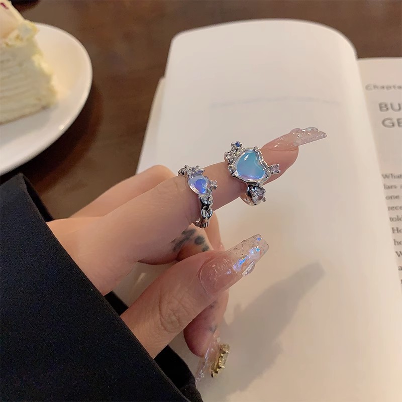 Moonstone heart-shaped ring with an open opening set with colored diamonds, a niche design with a light luxury and high-end feel, zircon ins personalized ring Specification drawing
