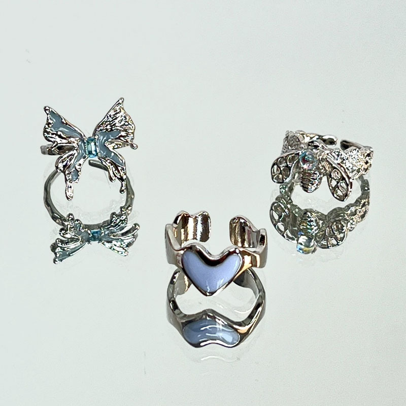 Haze Blue Butterfly heart-shaped ring, a niche design for women, with a French ins style, a unique, light luxury and high-end open ring Application Scenario
