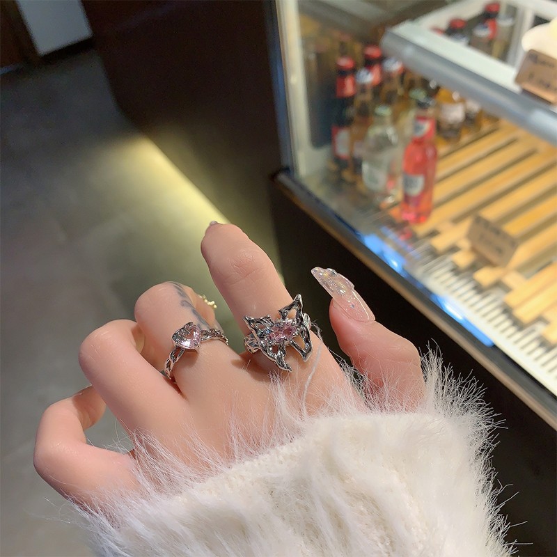 Sweet and cool zircon butterfly ring design, open ring, stacked irregular ring, pink diamond heart lock, index finger ring Specification drawing