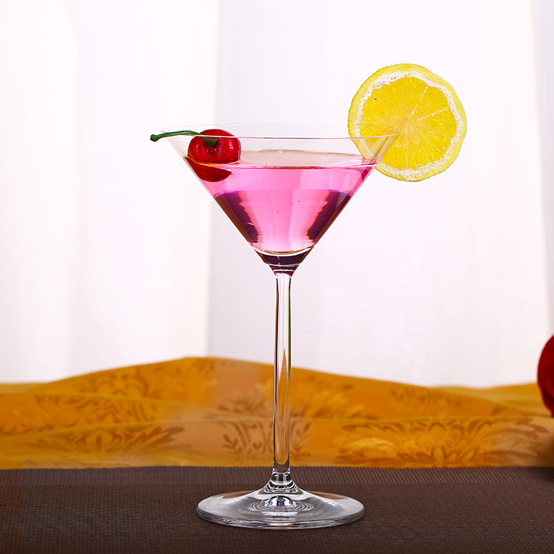 Wholesale of Idelita crystal glass champagne glasses, triangular cocktail glasses and martini glasses, with logo printing available Specification drawing
