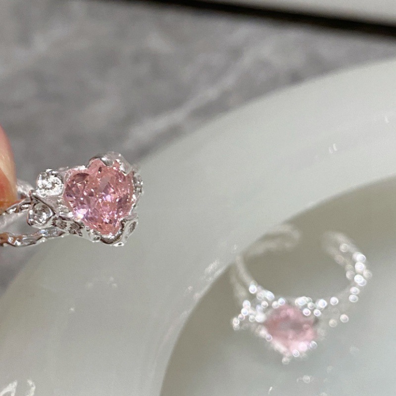Sweet and cool, niche design, high-end feel, women's ins pink heart zircon lava metal, no color fading, open adjustment details Picture