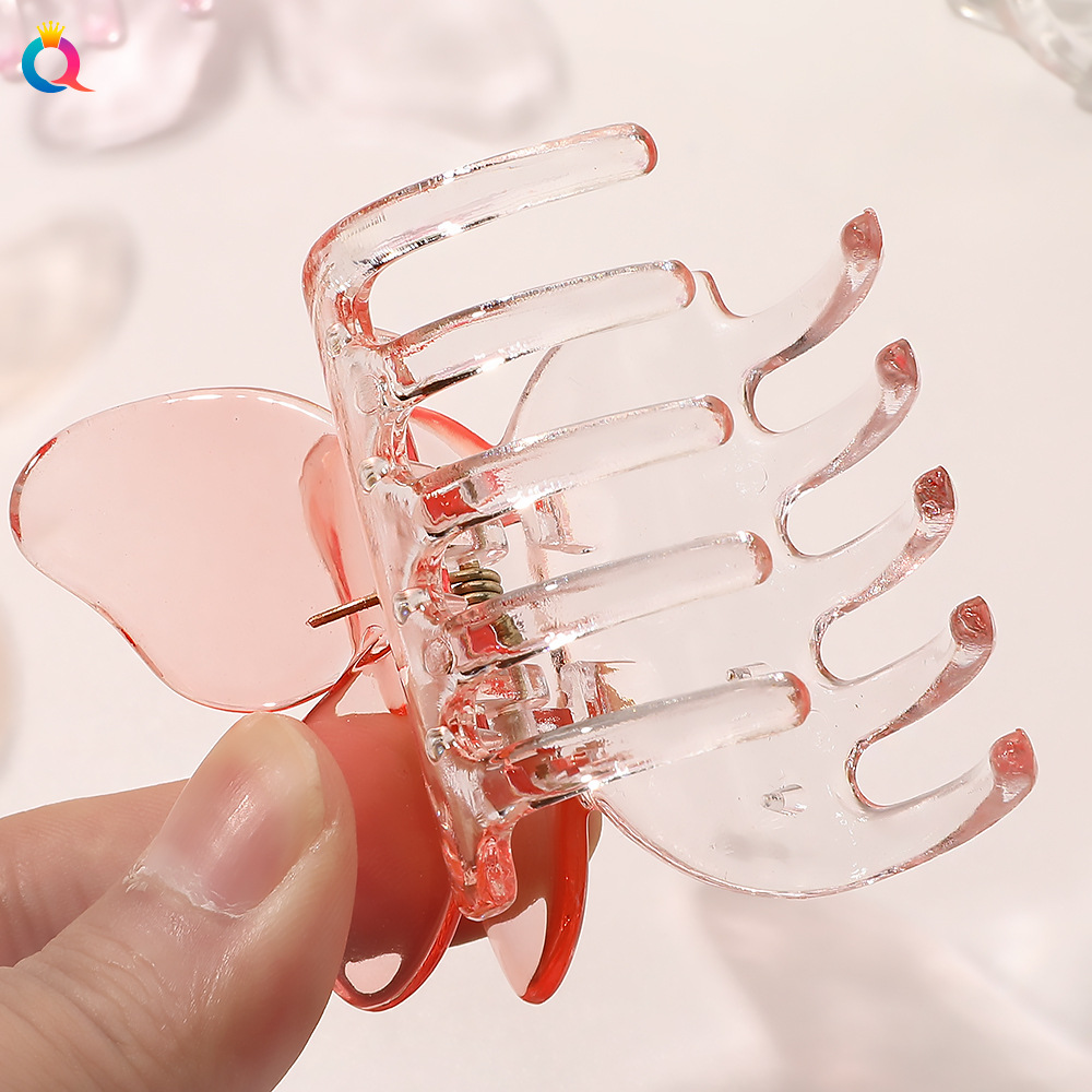 The Qiyue Korean transparent three-dimensional butterfly hairpin exudes an elegant and stylish charm. It is designed to hold the back of the head with a hair clip and hair accessory for women Application Scenario